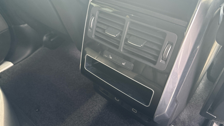 Land Rover Range Rover Sport 2.0 P400e HSE Dynamic Black 5dr Auto Estate